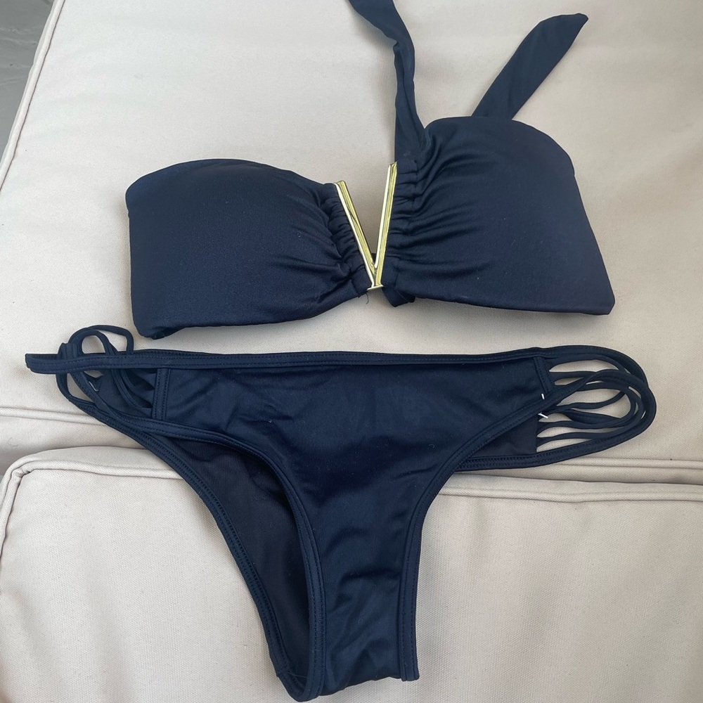 VICTORIAS SECRET SWIMSUIT